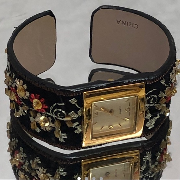 Avon Jewelry - BLACK GOLD TONE EMBROIDERED WATCH BRACELET Avon Jewelry - BLACK GOLD TONE EMBROIDERED WATCH BRACELET